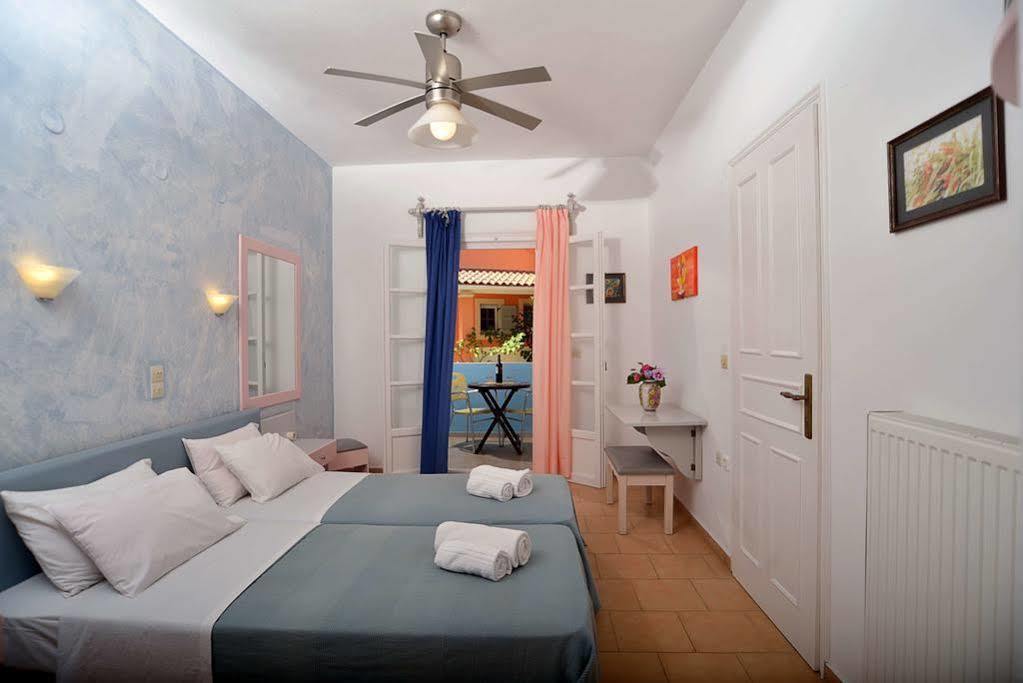 Vlachos Apartments ซีดารี ภายนอก รูปภาพ